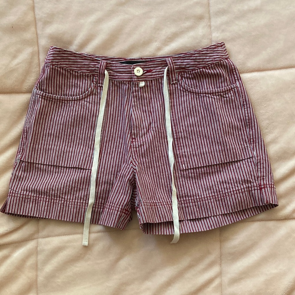 Vintage lee red and white pinstripe shorts
